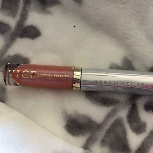 Urban Decay Makeup - ****BYOB**** 3/$12 Urban Decay Makeup - ****BYOB**** 3/$12